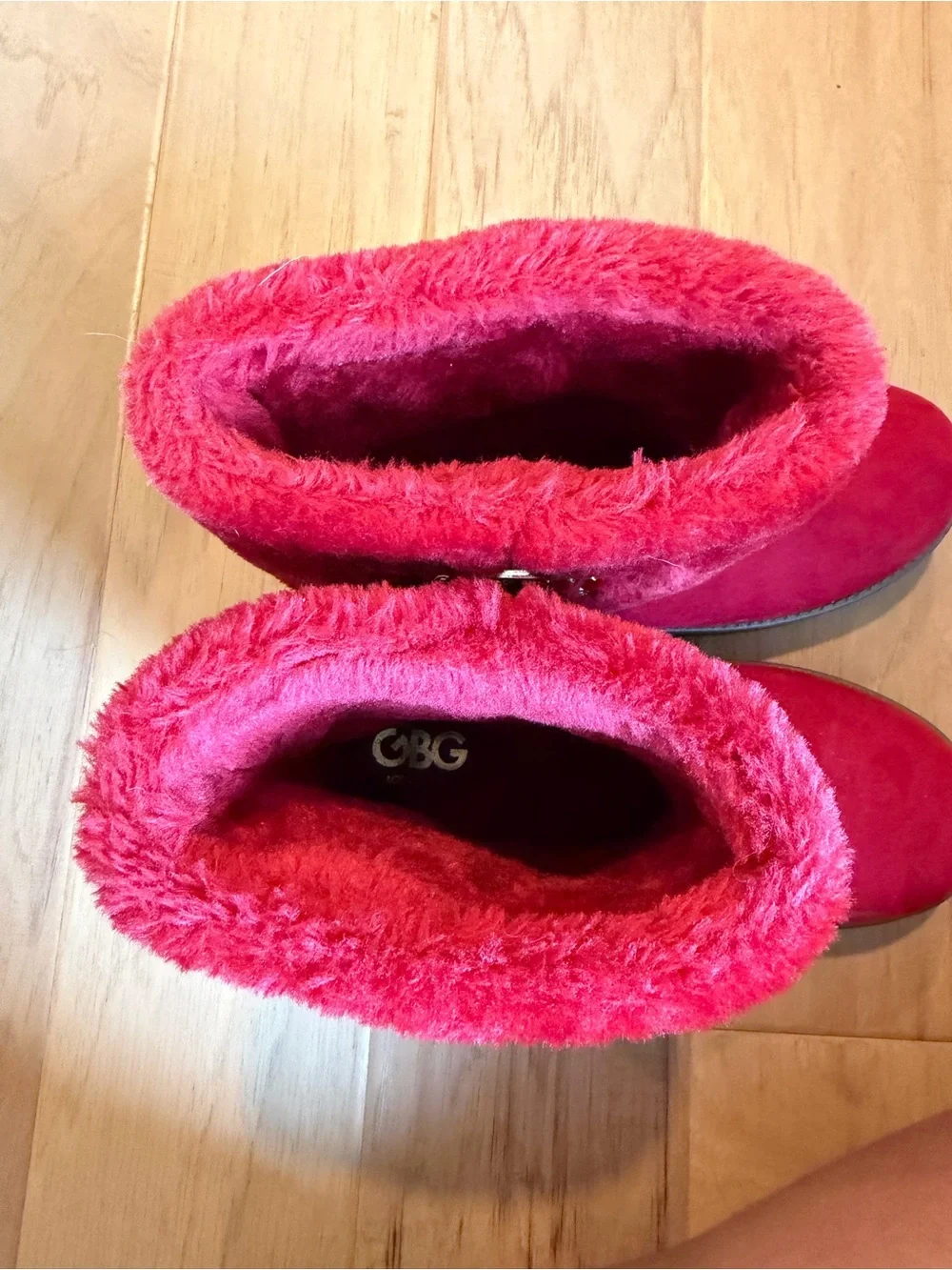 Guess GBG Los Angeles Aleya red faux fur winter boots size 8